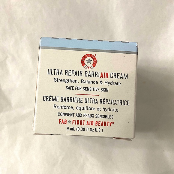 5/$25 💟First Aid Beauty Ultra Repair BarriAIR Cream💟 - Picture 1 of 6